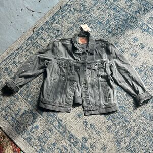 Faded Levi’s Jean Jacket Size L